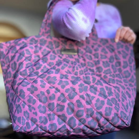 Authentic MARC JACOBS Quilted leopard large zip tote - Picture 7 of 12